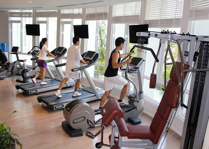 Khách sạn Novotel Bay 5*