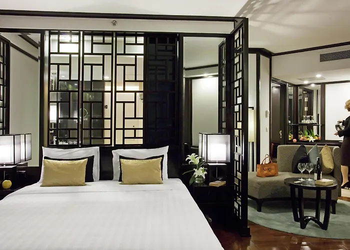 Khách sạn Novotel Bay 5*