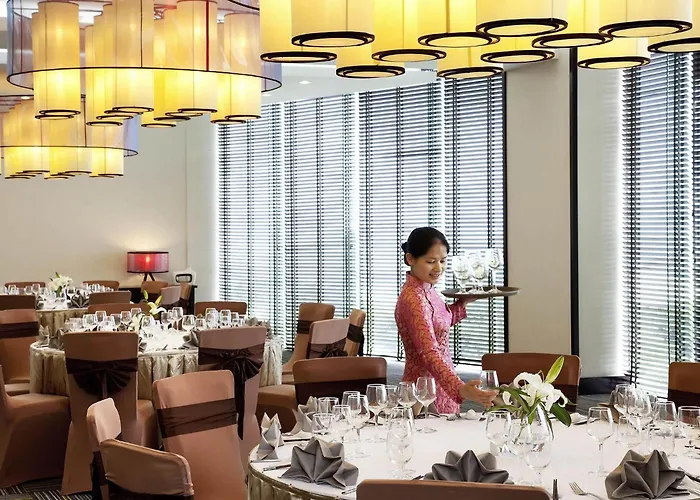 Khách sạn Novotel Bay Hạ Long