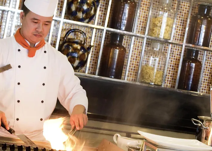 Khách sạn Novotel Bay Hạ Long