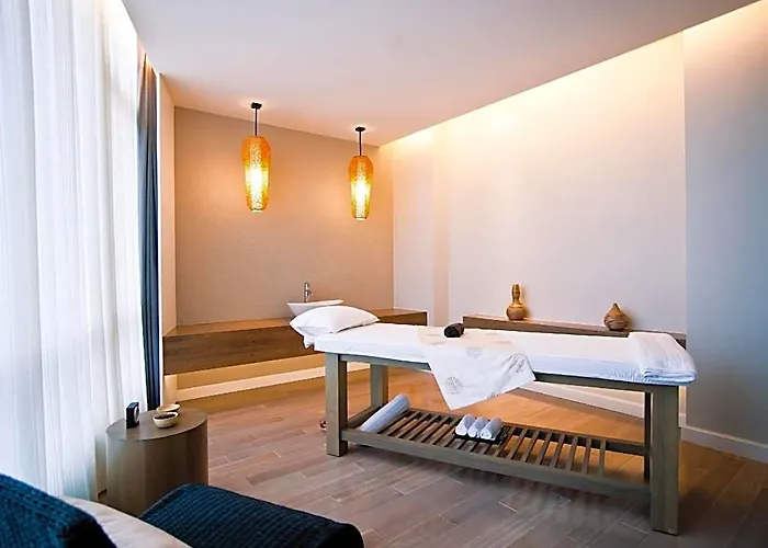 Novotel Bay 5* Hạ Long