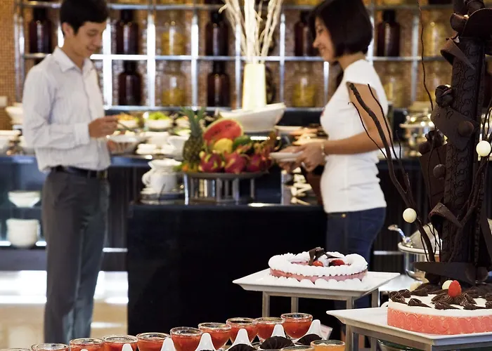Novotel Bay Khách sạn