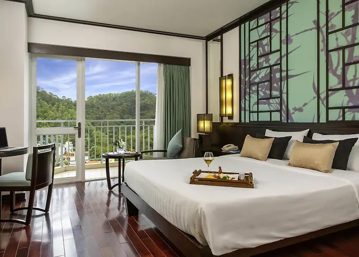 Hotel Novotel Bay 5*