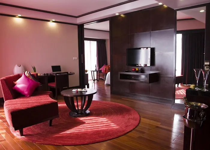 Novotel Bay Hotel Ha Long