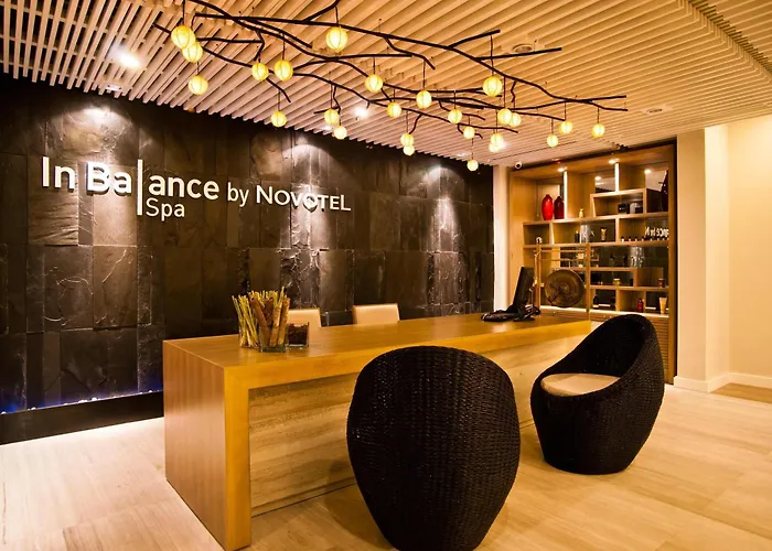 Novotel Bay Hotel Ha Long