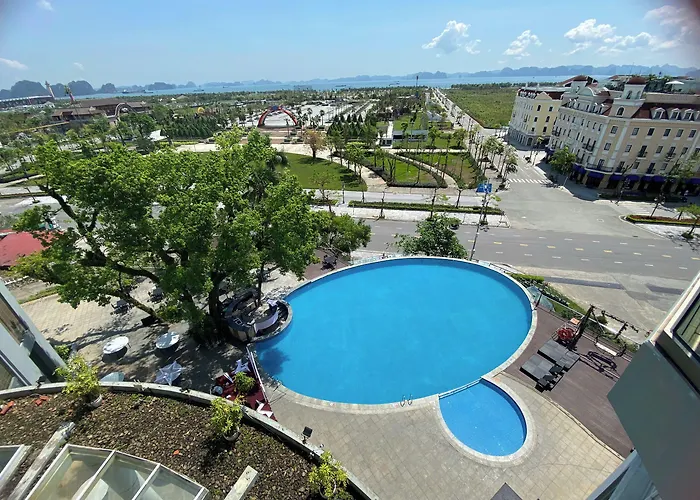 Novotel Bay 5*