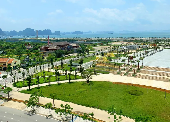Novotel Bay Hotel 5*